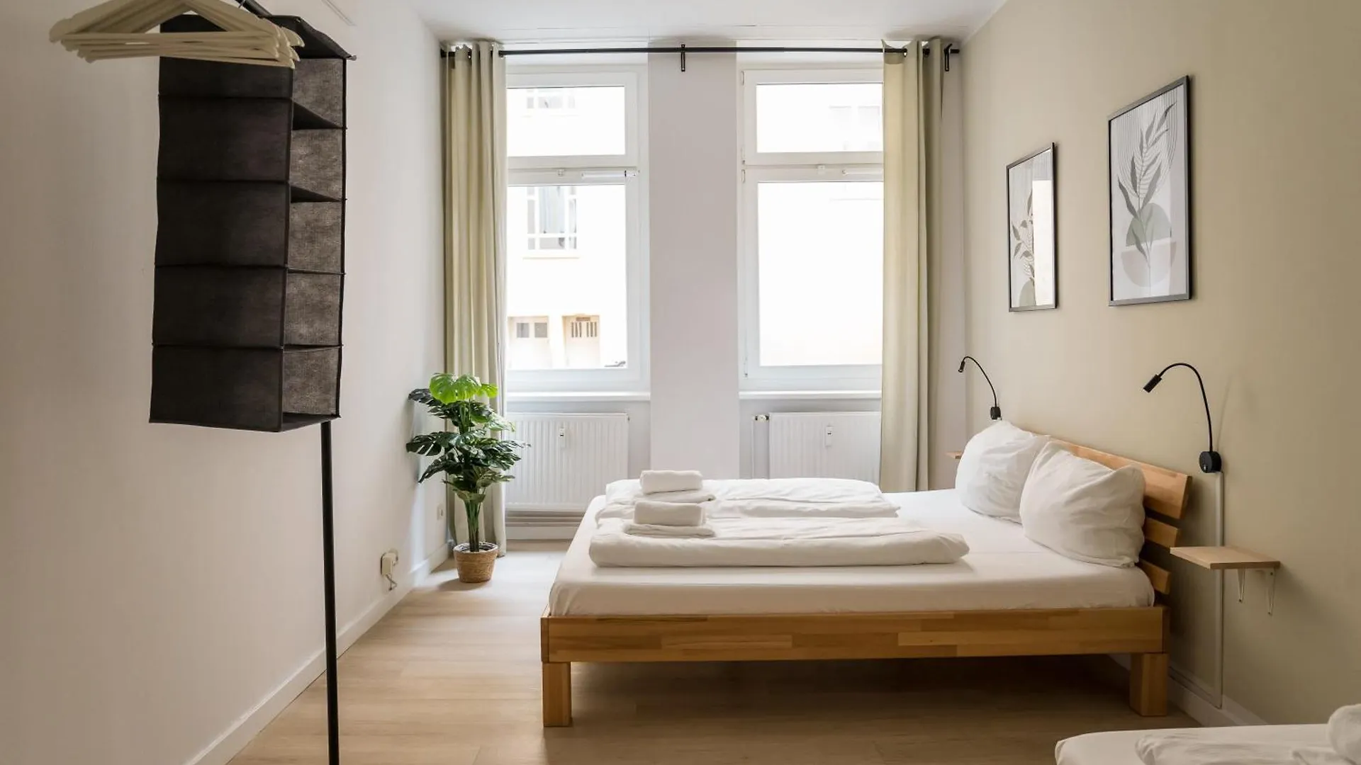 Spacious Family Apartment With 2 Bedrooms Berlin